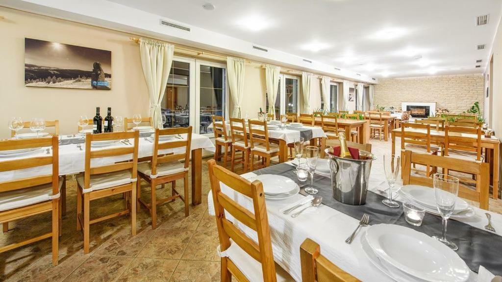Apartmany Sport Dolni Morava Ngoại thất bức ảnh
